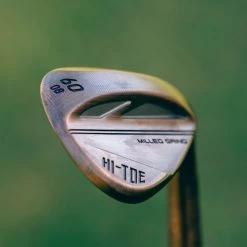 TaylorMade Hi-Toe 3 Raw Tour Grind -Golf Bag Sales 2023 TC555 zoom D3